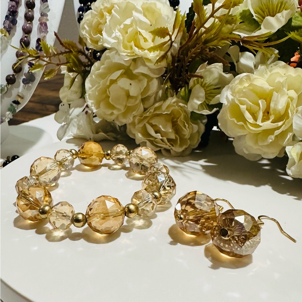 Gold Lustrous Faceted Crystals Bracelet With Matching Earrings